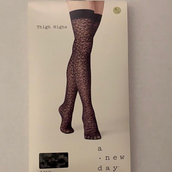 🌼🌼a new day black thigh highs NWT M/L🌼🌼 - Picture 1 of 1